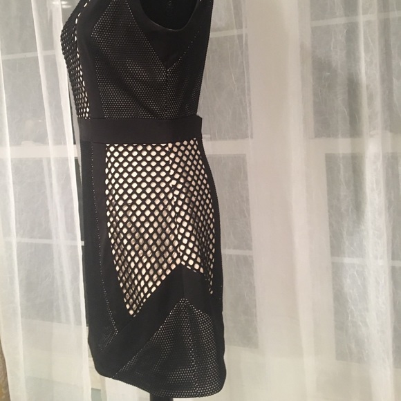 Modern open back black mini dress by Cameo - Picture 4 of 7